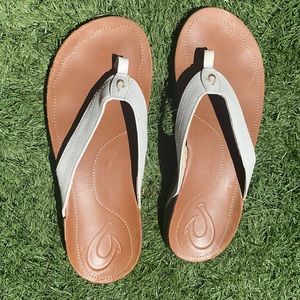 Olukai Kumu sandals
